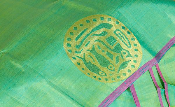 Dual shaded fern green kanchipuram silk saree